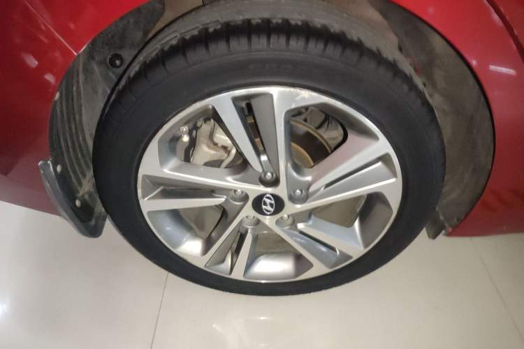 Used Hyundai Elantra (6th Generation / Lingdong) 2016 1.6L Automatic ZhiXuan – Elite Version Exterior 5