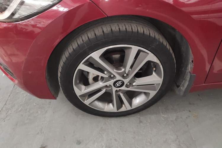 Used Hyundai Elantra (6th Generation / Lingdong) 2016 1.6L Automatic ZhiXuan · Youth Edition Exterior 7