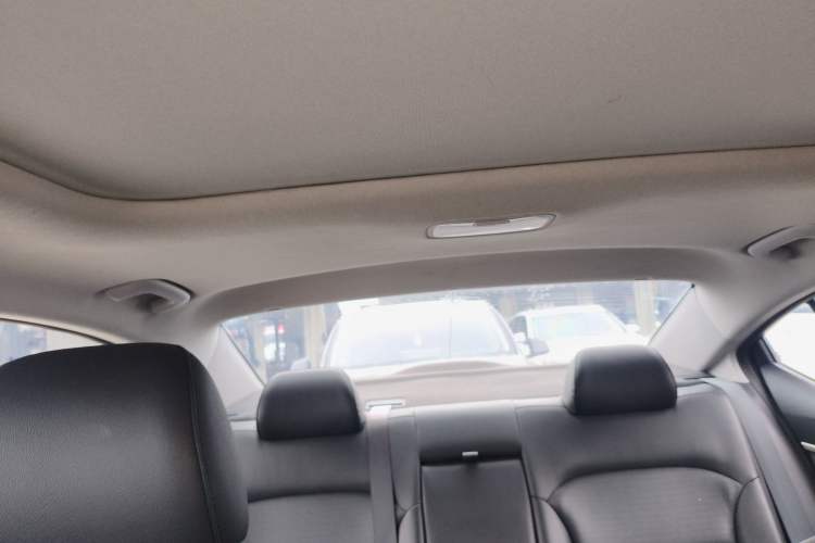 Used Hyundai Elantra (6th Generation / Lingdong) 2016 1.6L Automatic ZhiXuan · Luxury Version Headliner