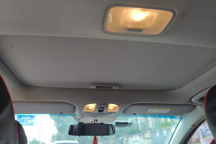Used Hyundai Elantra (6th Generation / Lingdong) 2016 1.6L Automatic ZhiXuan – Elite Version Headliner