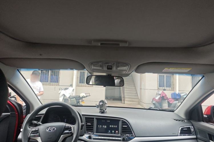 Used Hyundai Elantra (6th Generation / Lingdong) 2016 1.6L Automatic ZhiXuan – Elite Version Headliner
