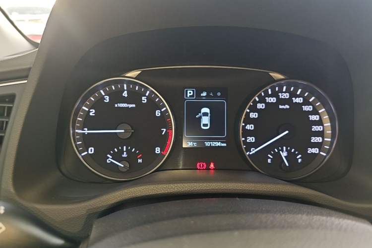 Used Hyundai Elantra (6th Generation / Lingdong) 2016 1.6L Automatic ZhiXuan – Elite Version Instrument Cluster