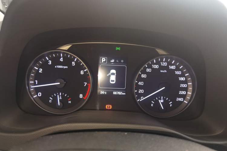 Used Hyundai Elantra (6th Generation / Lingdong) 2016 1.6L Automatic ZhiXuan – Elite Version Instrument Cluster