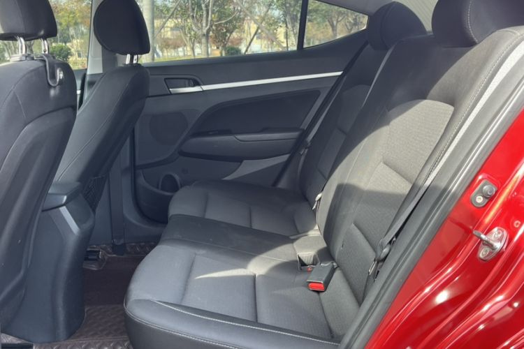 Used Hyundai Elantra (6th Generation / Lingdong) 2016 1.6L Automatic ZhiXuan – Elite Version Interior 1