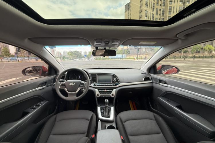 Used Hyundai Elantra (6th Generation / Lingdong) 2016 1.6L Automatic ZhiXuan – Elite Version Interior 2