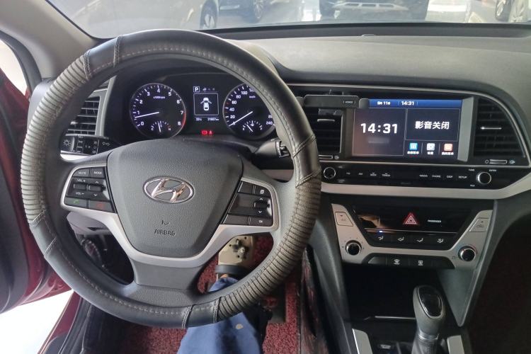 Used Hyundai Elantra (6th Generation / Lingdong) 2016 1.6L Automatic ZhiXuan – Elite Version Interior 2