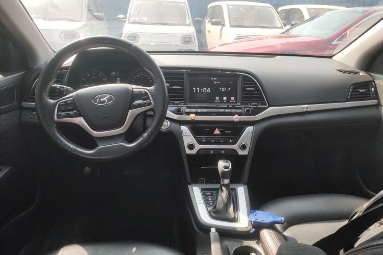 Used Hyundai Elantra (6th Generation / Lingdong) 2016 1.6L Automatic ZhiXuan – Elite Version Interior 2