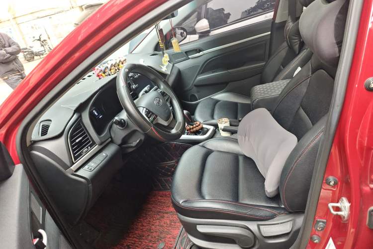 Used Hyundai Elantra (6th Generation / Lingdong) 2016 1.6L Automatic ZhiXuan – Elite Version Left Front Seat