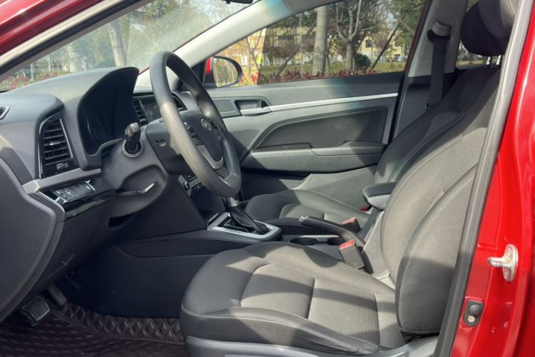 Used Hyundai Elantra (6th Generation / Lingdong) 2016 1.6L Automatic ZhiXuan – Elite Version Left Front Seat
