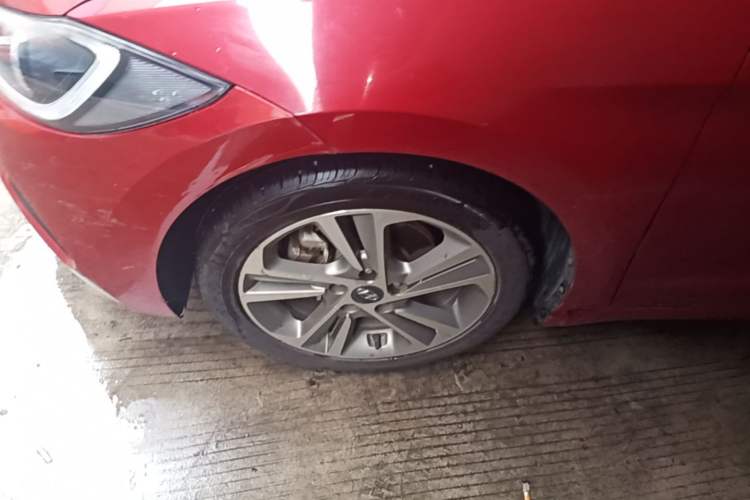 Used Hyundai Elantra (6th Generation / Lingdong) 2016 1.6L Automatic ZhiXuan – Elite Version Left Front Wheel Hub