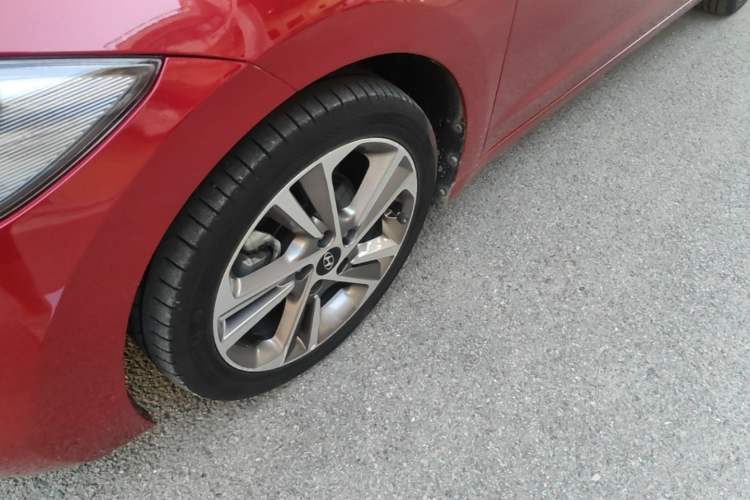 Used Hyundai Elantra (6th Generation / Lingdong) 2016 1.6L Automatic ZhiXuan – Elite Version Left Front Wheel Hub