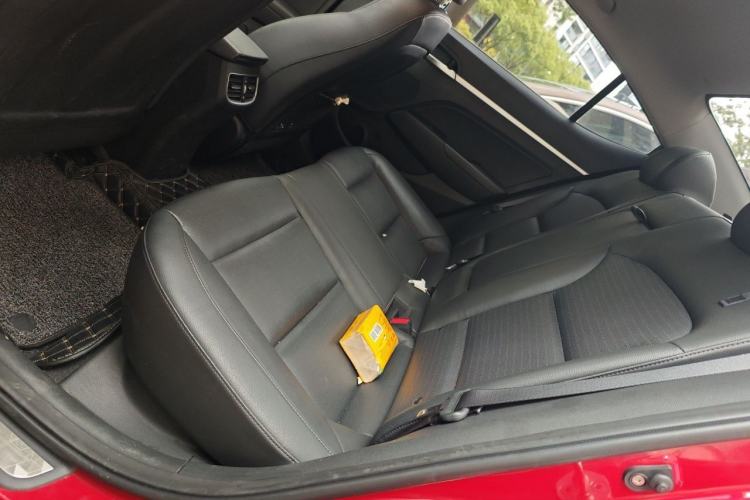 Used Hyundai Elantra (6th Generation / Lingdong) 2016 1.6L Automatic ZhiXuan · Luxury Version Left Rear Seat