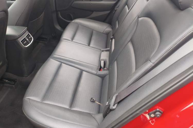 Used Hyundai Elantra (6th Generation / Lingdong) 2016 1.6L Automatic ZhiXuan · Luxury Version Left Rear Seat