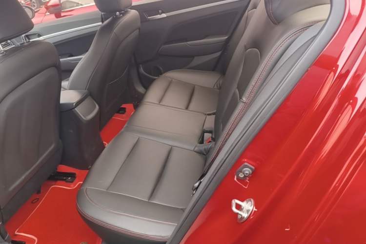 Used Hyundai Elantra (6th Generation / Lingdong) 2016 1.6L Automatic ZhiXuan – Elite Version Left Rear Seat