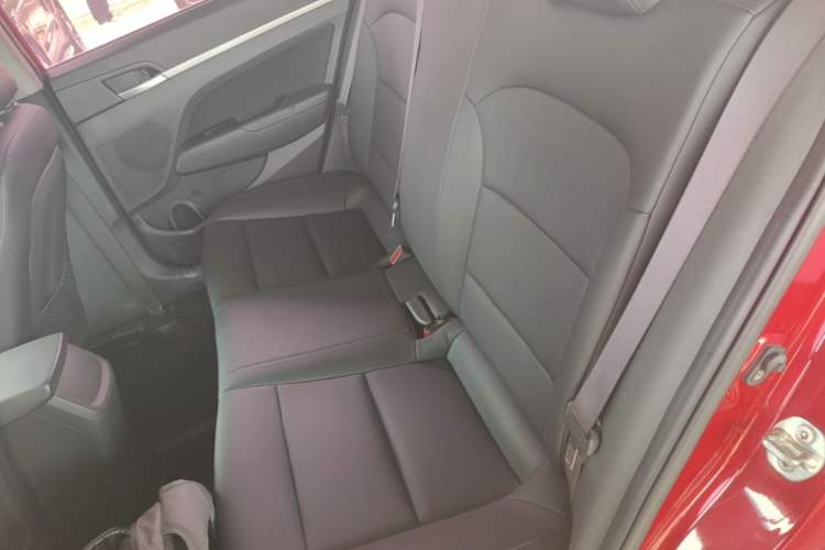 Used Hyundai Elantra (6th Generation / Lingdong) 2016 1.6L Automatic ZhiXuan – Elite Version Left Rear Seat