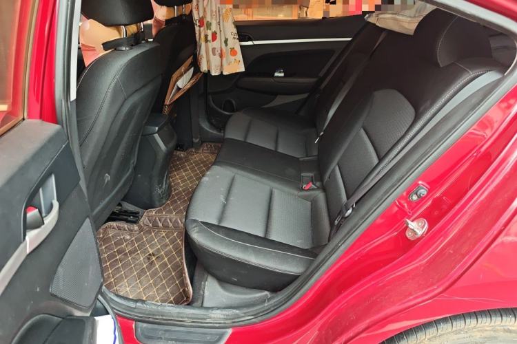 Used Hyundai Elantra (6th Generation / Lingdong) 2016 1.6L Automatic ZhiXuan – Elite Version Left Rear Seat