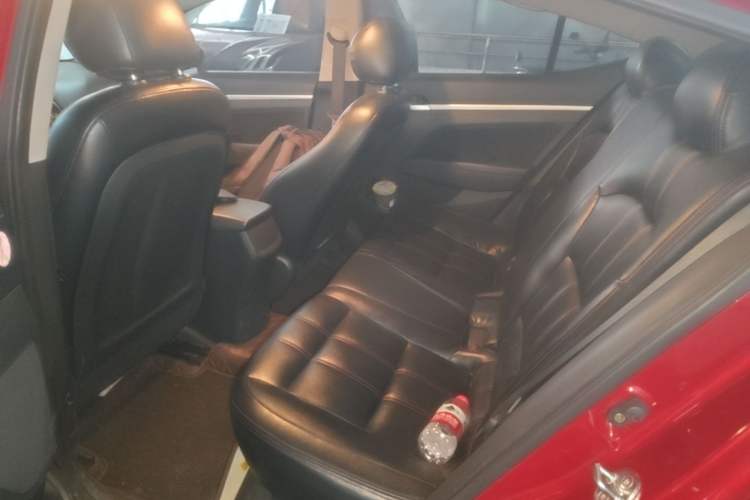Used Hyundai Elantra (6th Generation / Lingdong) 2016 1.6L Automatic ZhiXuan – Elite Version Left Rear Seat