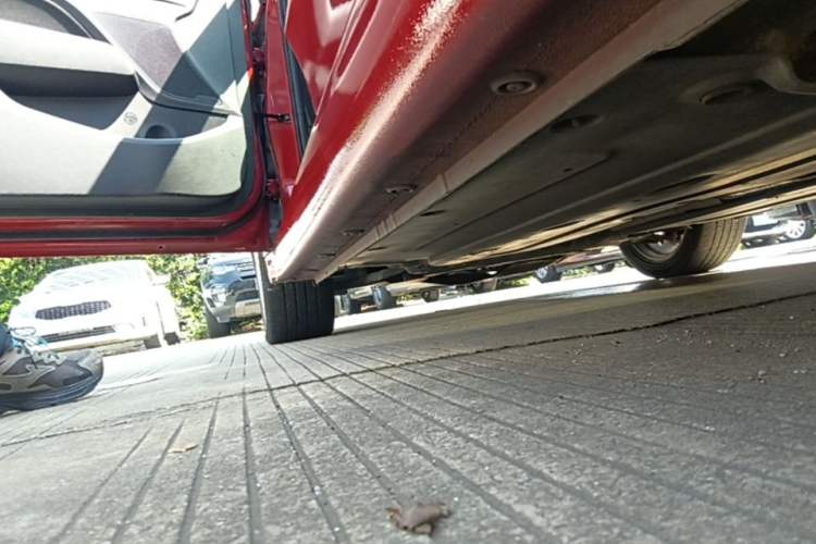 Used Hyundai Elantra (6th Generation / Lingdong) 2016 1.6L Automatic ZhiXuan – Elite Version Left Side Sill
