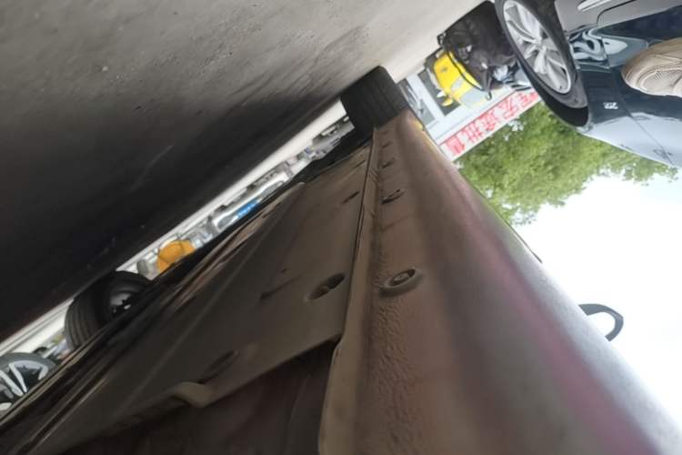 Used Hyundai Elantra (6th Generation / Lingdong) 2016 1.6L Automatic ZhiXuan – Elite Version Left Side Sill