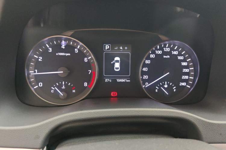 Used Hyundai Elantra (6th Generation / Lingdong) 2016 1.6L Automatic ZhiXuan · Luxury Version Odometer Close Up