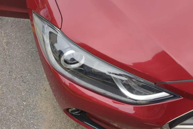 Used Hyundai Elantra (6th Generation / Lingdong) 2016 1.6L Automatic ZhiXuan – Elite Version Right Front Headlight