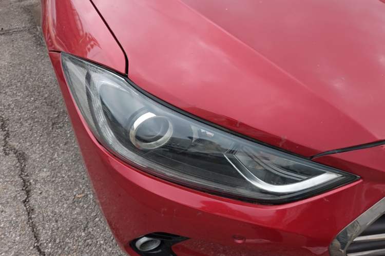 Used Hyundai Elantra (6th Generation / Lingdong) 2016 1.6L Automatic ZhiXuan · Luxury Version Right Front Headlight