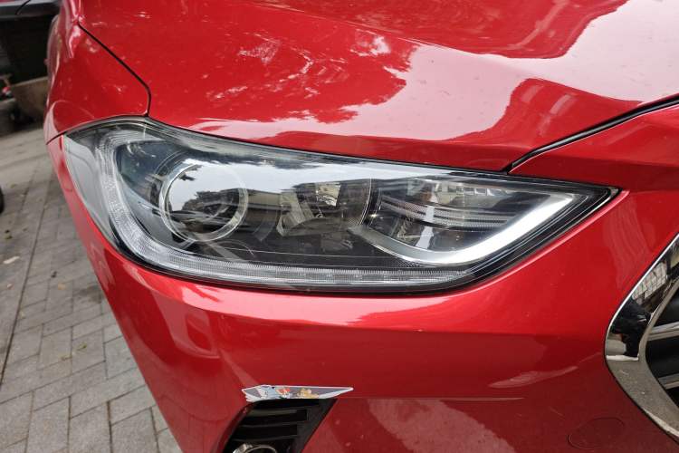 Used Hyundai Elantra (6th Generation / Lingdong) 2016 1.6L Automatic ZhiXuan – Elite Version Right Front Headlight