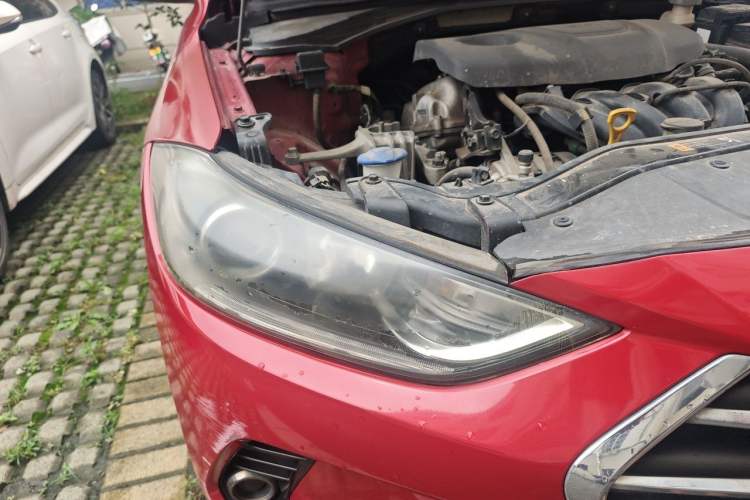 Used Hyundai Elantra (6th Generation / Lingdong) 2016 1.6L Automatic ZhiXuan – Elite Version Right Front Headlight