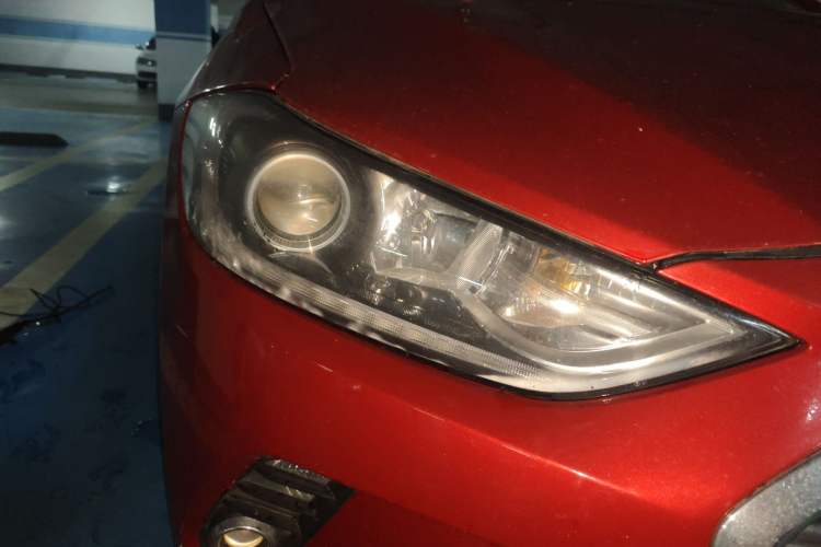 Used Hyundai Elantra (6th Generation / Lingdong) 2016 1.6L Automatic ZhiXuan – Elite Version Right Front Headlight