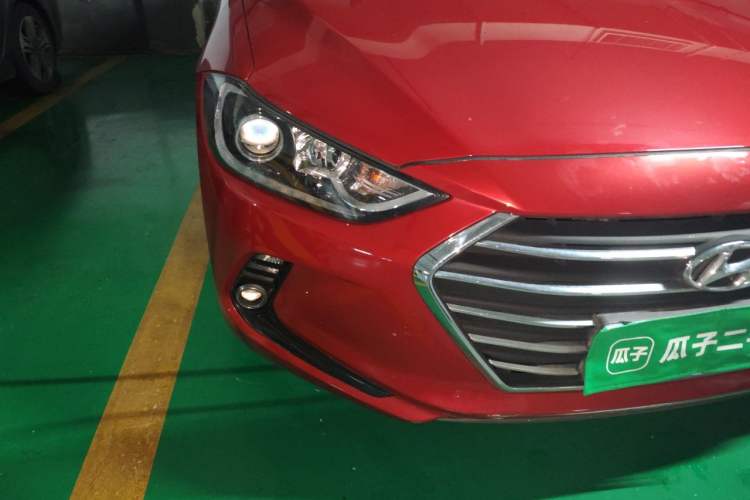 Used Hyundai Elantra (6th Generation / Lingdong) 2016 1.6L Automatic ZhiXuan – Elite Version Right Front Headlight