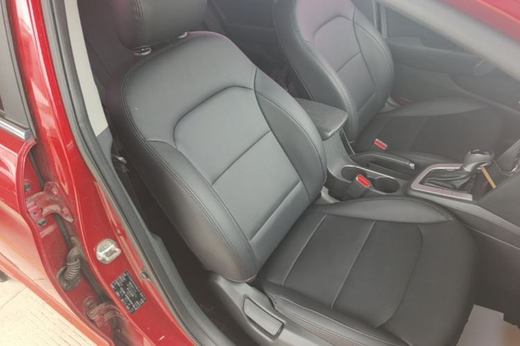 Used Hyundai Elantra (6th Generation / Lingdong) 2016 1.6L Automatic ZhiXuan – Elite Version Right Front Seat