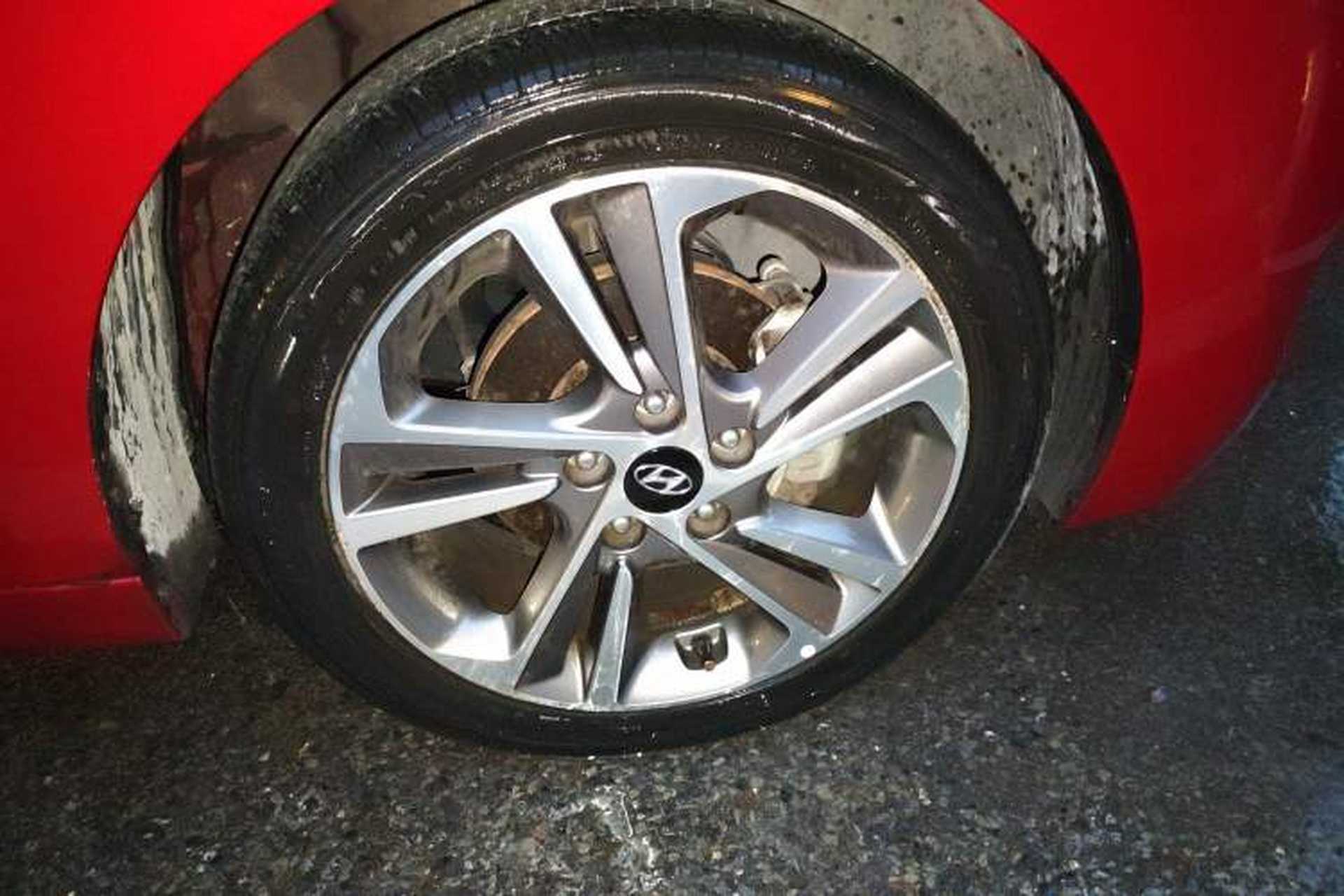 Used Hyundai Elantra (6th Generation / Lingdong) 2016 1.6L Automatic ZhiXuan – Elite Version Right Front Wheel Hub