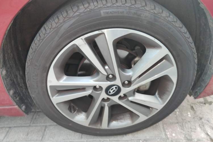 Used Hyundai Elantra (6th Generation / Lingdong) 2016 1.6L Automatic ZhiXuan – Elite Version Right Front Wheel Hub