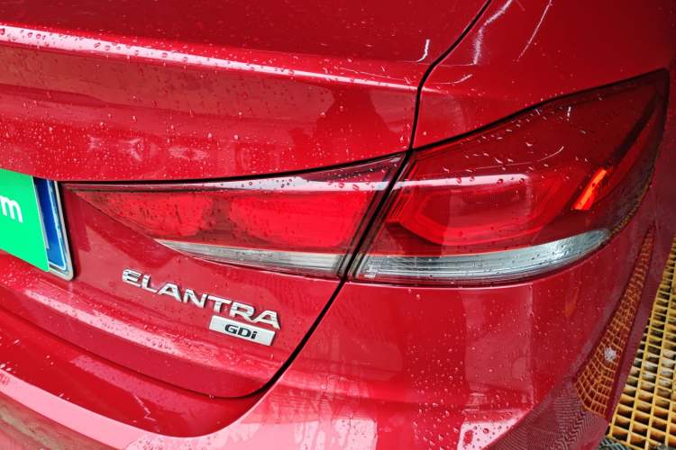 Used Hyundai Elantra (6th Generation / Lingdong) 2016 1.6L Automatic ZhiXuan – Elite Version Right Rear Taillight