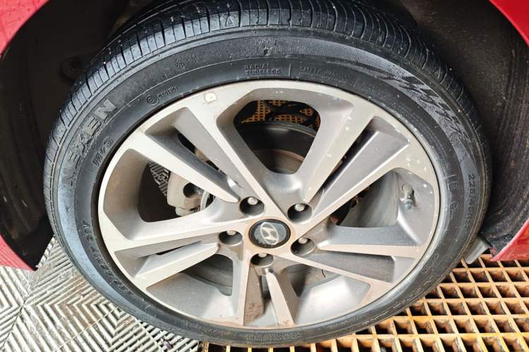 Used Hyundai Elantra (6th Generation / Lingdong) 2016 1.6L Automatic ZhiXuan – Elite Version Right Rear Wheel Hub