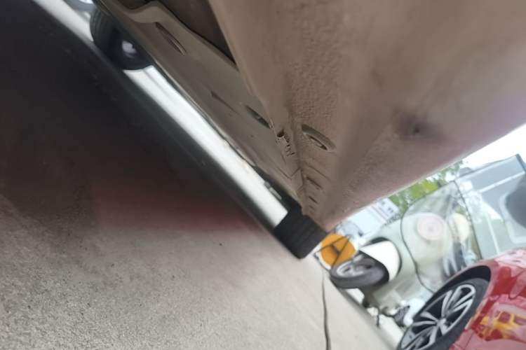 Used Hyundai Elantra (6th Generation / Lingdong) 2016 1.6L Automatic ZhiXuan – Elite Version Right Side Sill