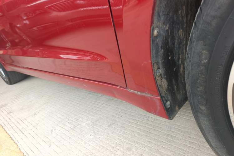 Used Hyundai Elantra (6th Generation / Lingdong) 2016 1.6L Automatic ZhiXuan – Elite Version Right Side Sill