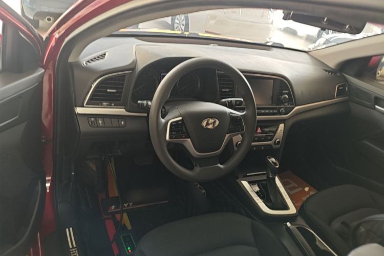Used Hyundai Elantra (6th Generation / Lingdong) 2016 1.6L Automatic ZhiXuan – Elite Version Steering Wheel