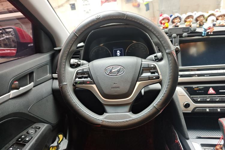Used Hyundai Elantra (6th Generation / Lingdong) 2016 1.6L Automatic ZhiXuan – Elite Version Steering Wheel