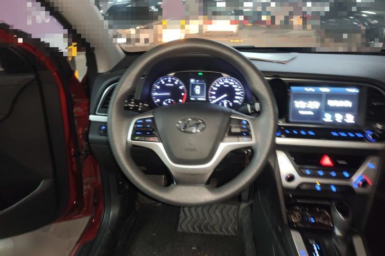 Used Hyundai Elantra (6th Generation / Lingdong) 2016 1.6L Automatic ZhiXuan – Elite Version Steering Wheel