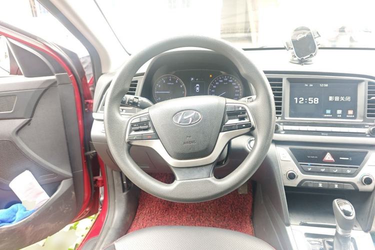 Used Hyundai Elantra (6th Generation / Lingdong) 2016 1.6L Automatic ZhiXuan – Elite Version Steering Wheel