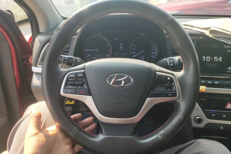 Used Hyundai Elantra (6th Generation / Lingdong) 2016 1.6L Automatic ZhiXuan – Elite Version Steering Wheel