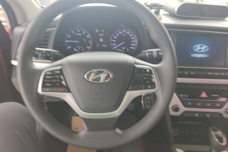 Used Hyundai Elantra (6th Generation / Lingdong) 2016 1.6L Automatic ZhiXuan – Elite Version Steering Wheel