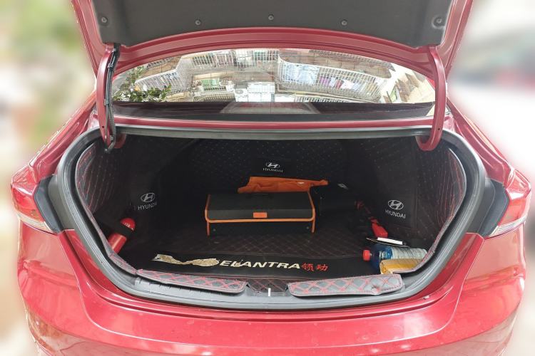 Used Hyundai Elantra (6th Generation / Lingdong) 2016 1.6L Automatic ZhiXuan – Elite Version Trunk