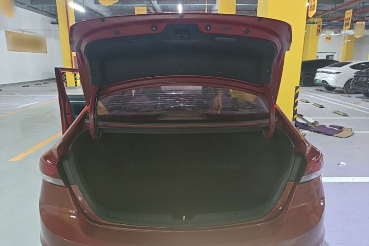 Used Hyundai Elantra (6th Generation / Lingdong) 2016 1.6L Automatic ZhiXuan – Elite Version Trunk