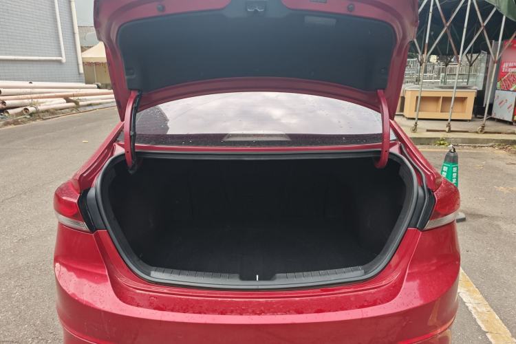 Used Hyundai Elantra (6th Generation / Lingdong) 2016 1.6L Automatic ZhiXuan – Elite Version Trunk