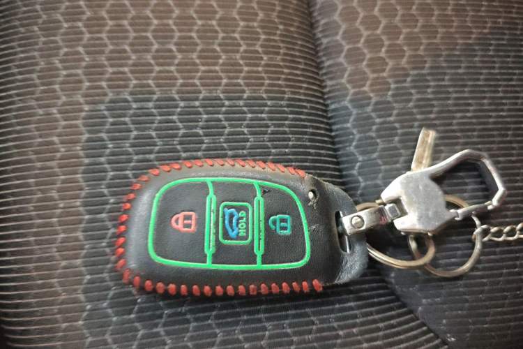 Used Hyundai Elantra (6th Generation / Lingdong) 2016 1.6L Automatic ZhiXuan – Elite Version Vehicle Key