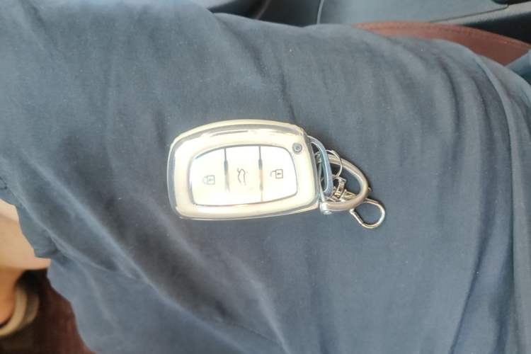Used Hyundai Elantra (6th Generation / Lingdong) 2016 1.6L Automatic ZhiXuan – Elite Version Vehicle Key