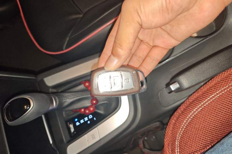 Used Hyundai Elantra (6th Generation / Lingdong) 2016 1.6L Automatic ZhiXuan – Elite Version Vehicle Key