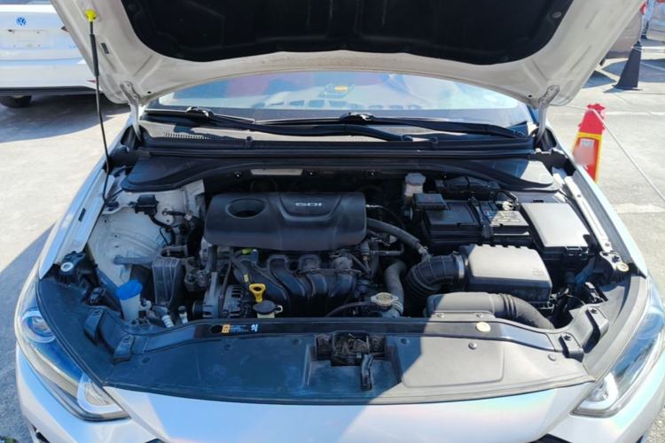 Used Hyundai Elantra (6th Generation / Lingdong) 2016 1.6L Automatic ZhiXuan – Elite Version Engine Bay
